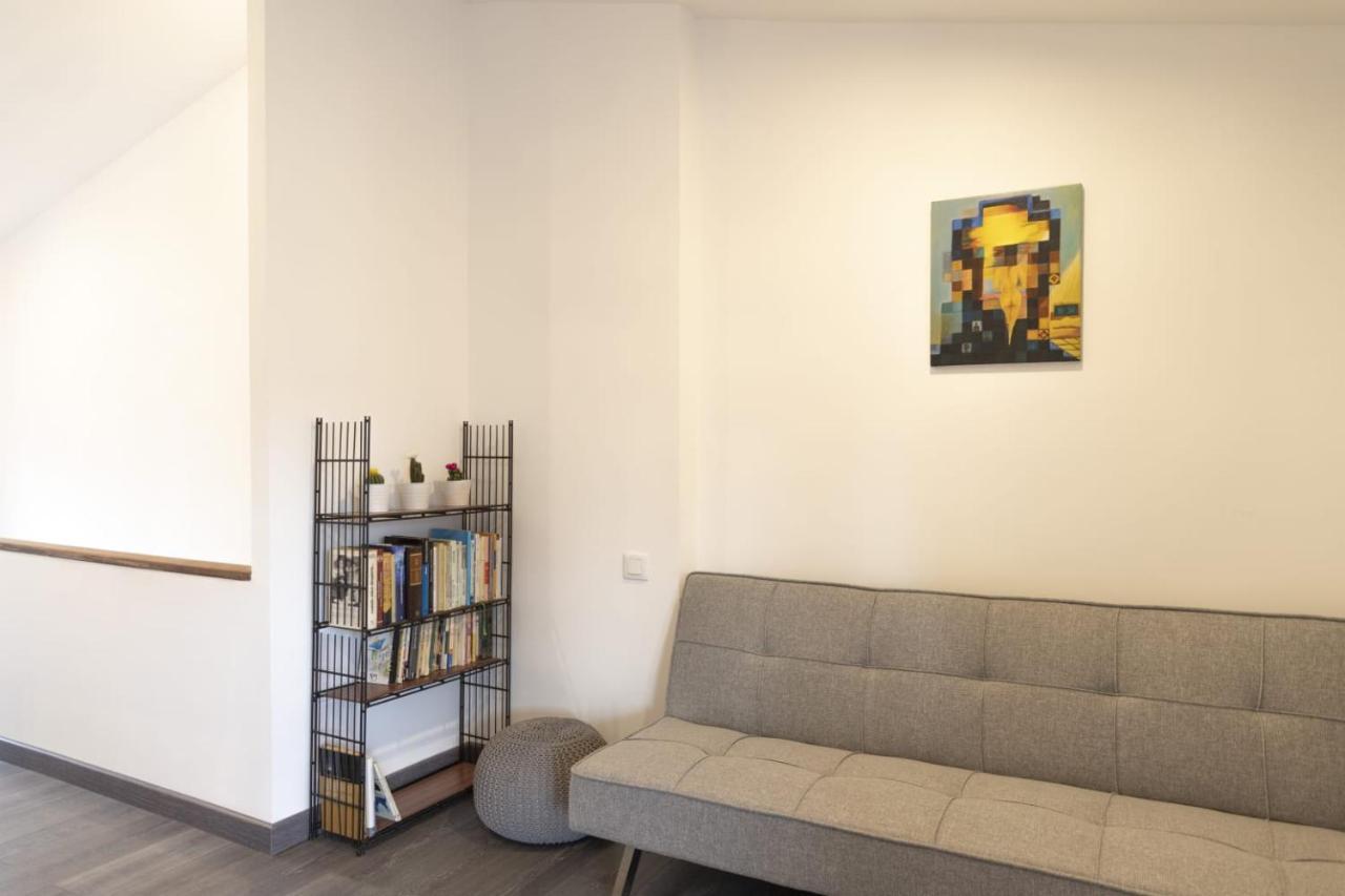 Casa De La Abuela En El Camino De Santiago A Finiesterre Negreira Luaran gambar